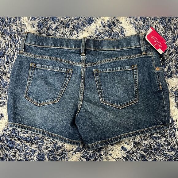 NWT ISABEL maternity size 4 stretch jean shorts - Picture 2 of 5